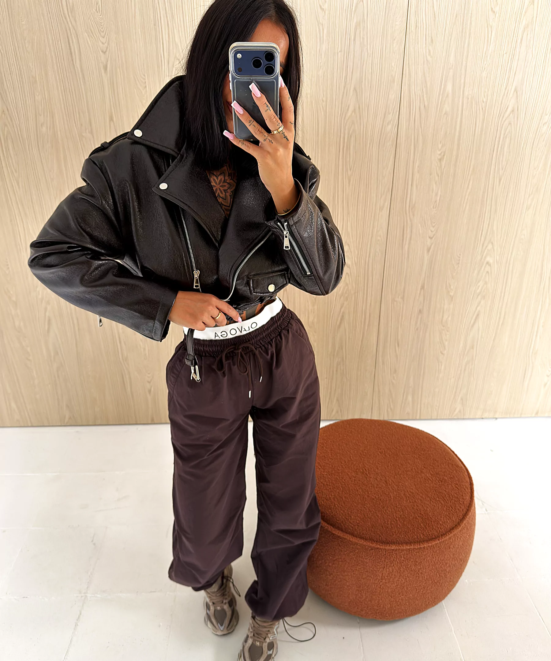 OLAVOGA UWELA women’s cargo trousers – Brown