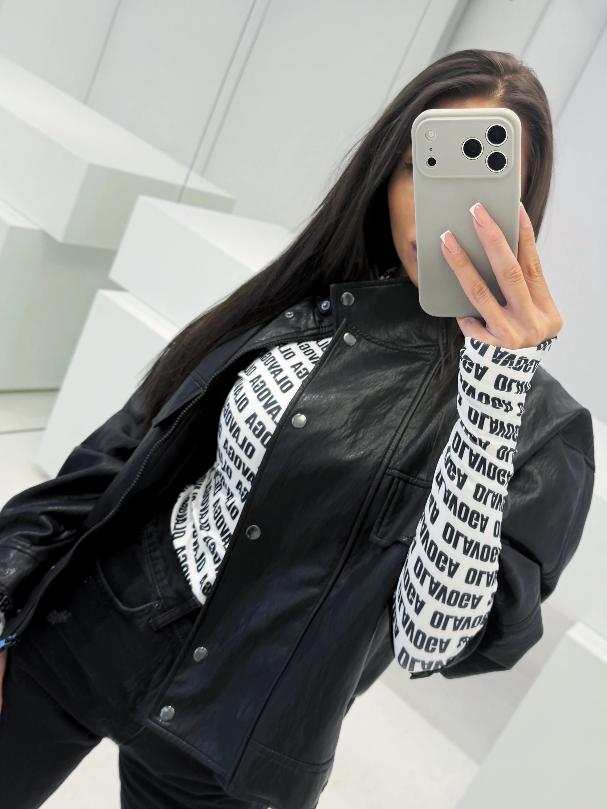 OLAVOGA IMPACT Damenjacke aus Kunstleder – Schwarz