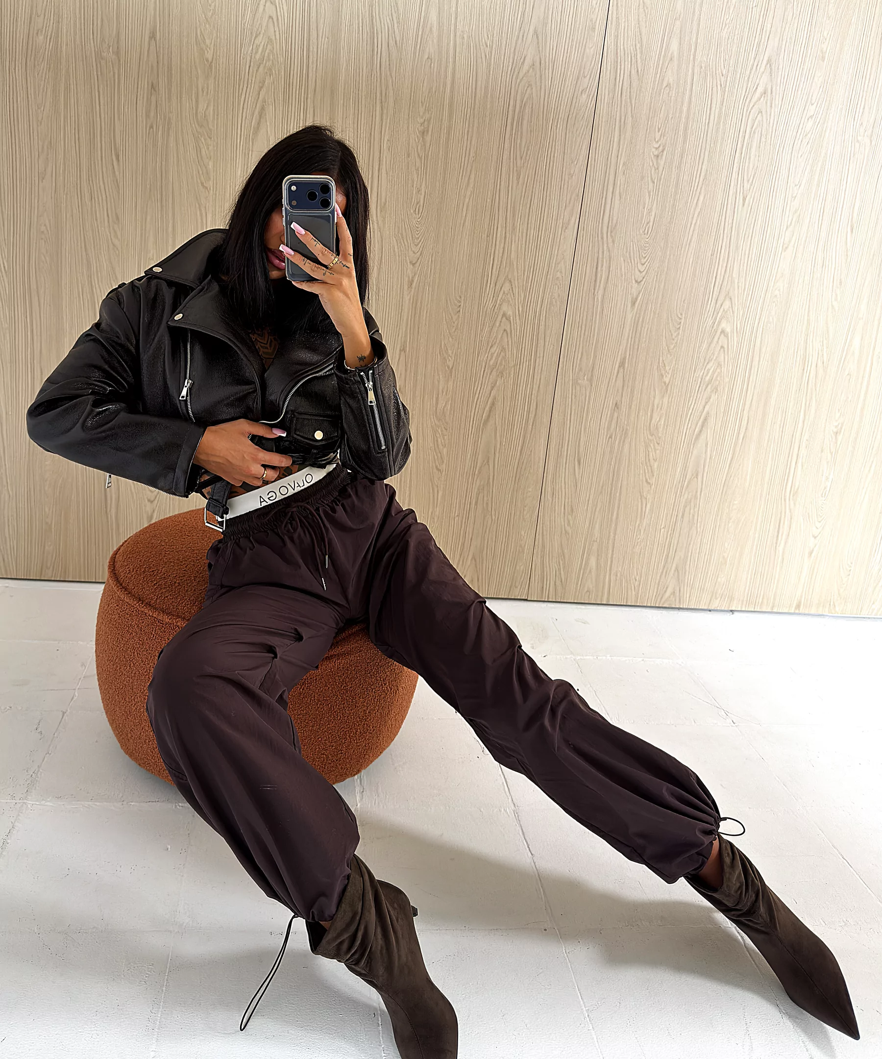 OLAVOGA UWELA women’s cargo trousers – Brown