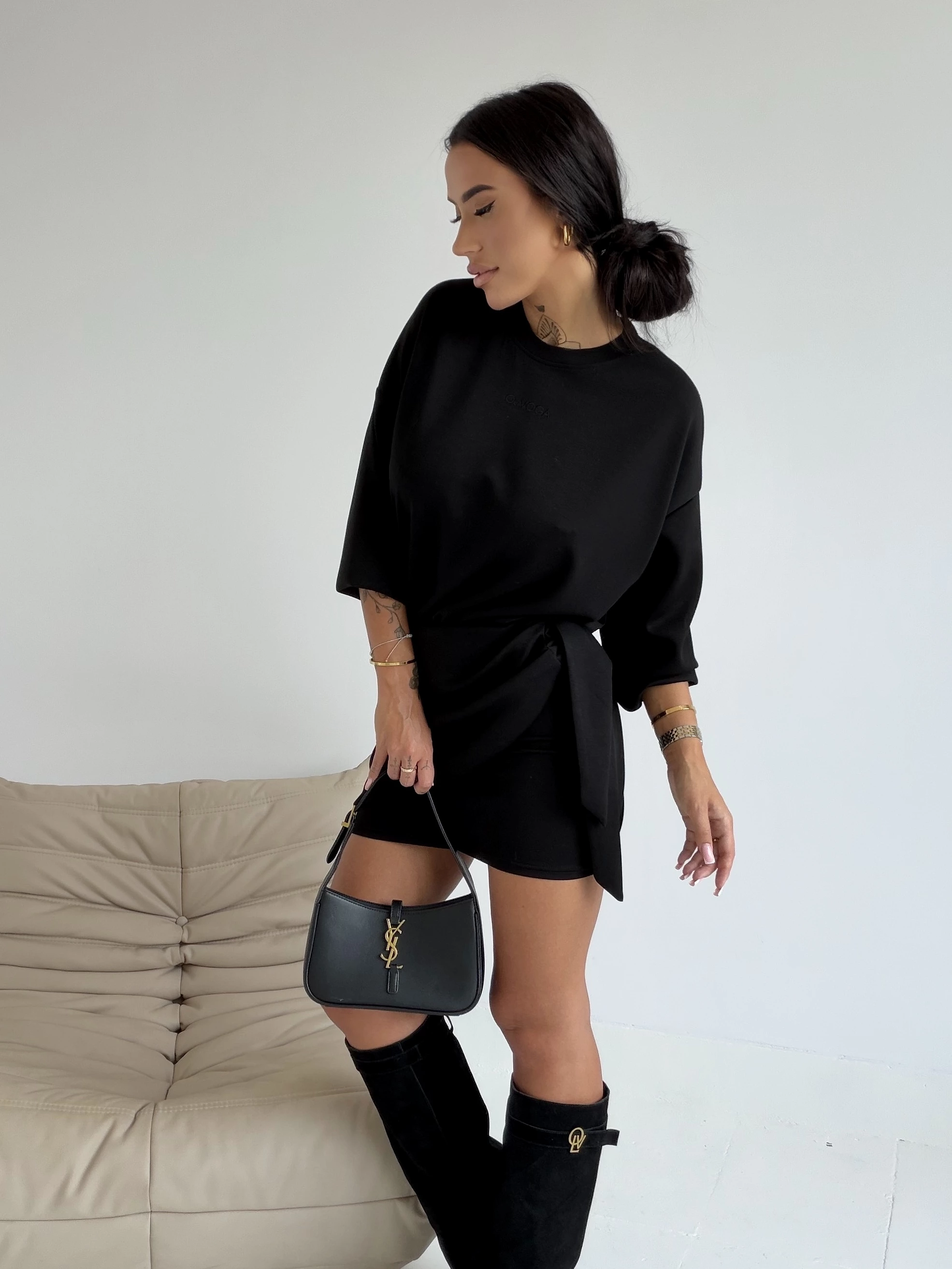 Damenkleid OLAVOGA HIDDEN – Schwarz