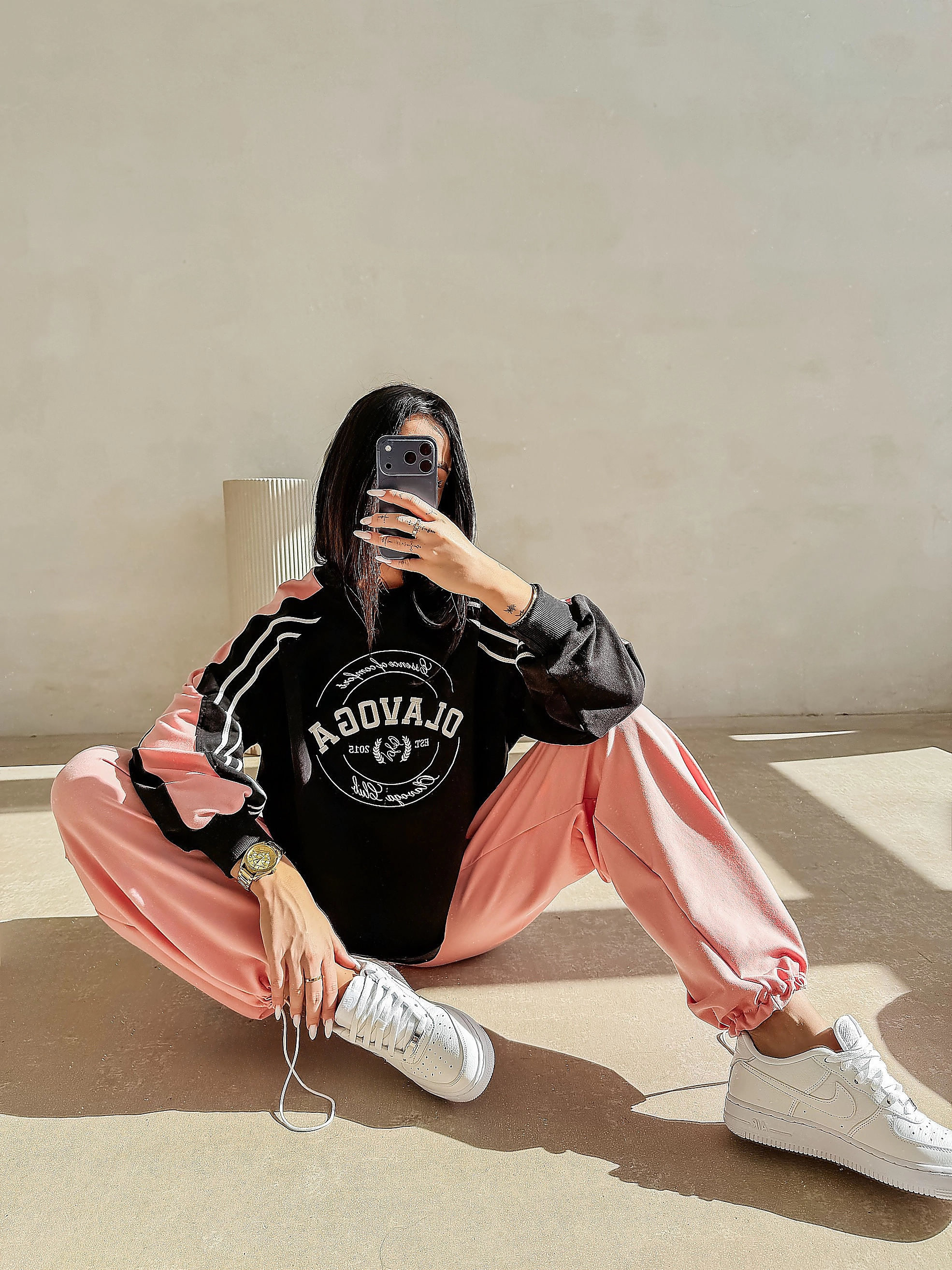 Damen Sweatshirt OLAVOGA DELORA - Schwarz + Neonkoralle