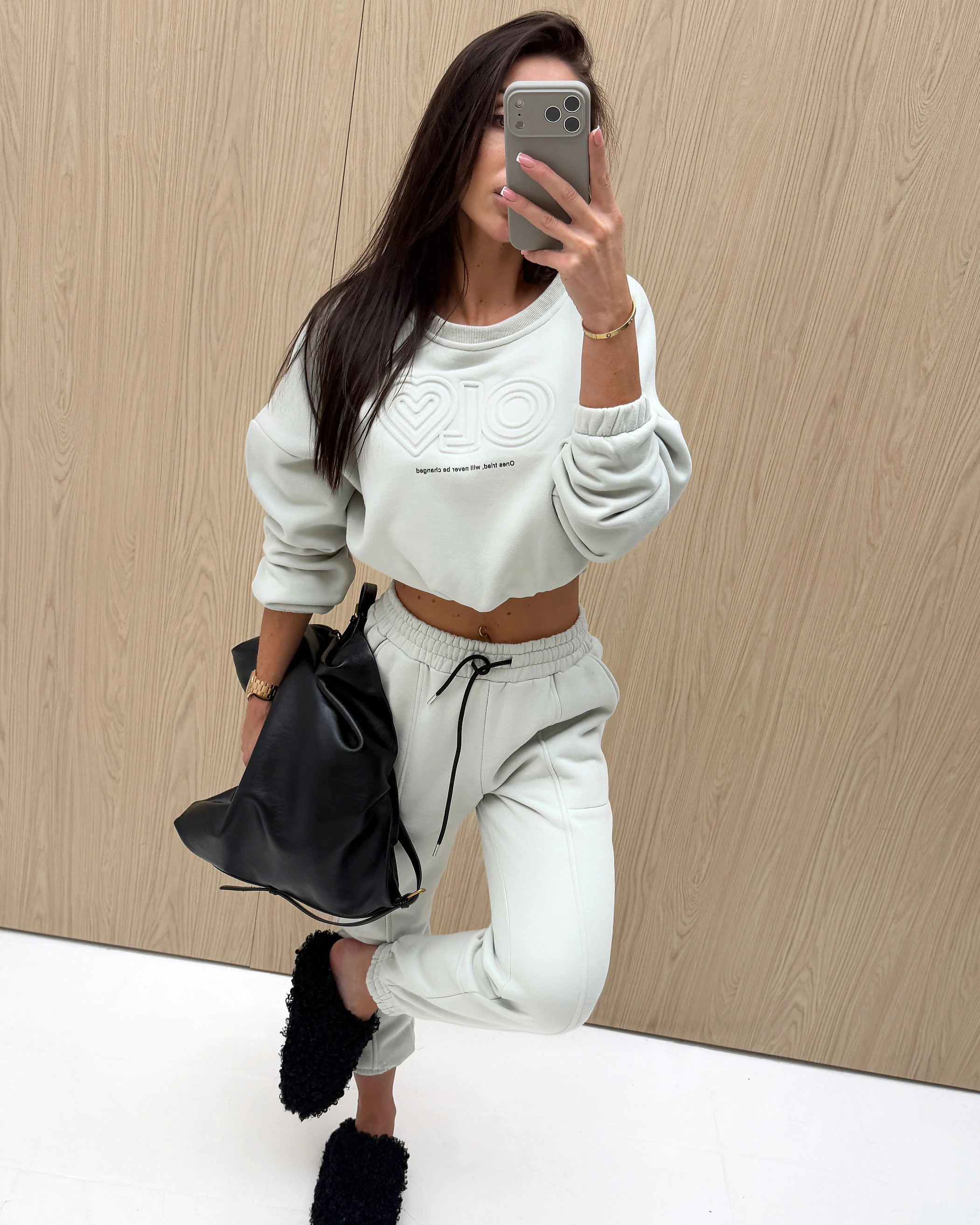Spodnie damskie joggery cargo OLAVOGA LINDA - Matcha