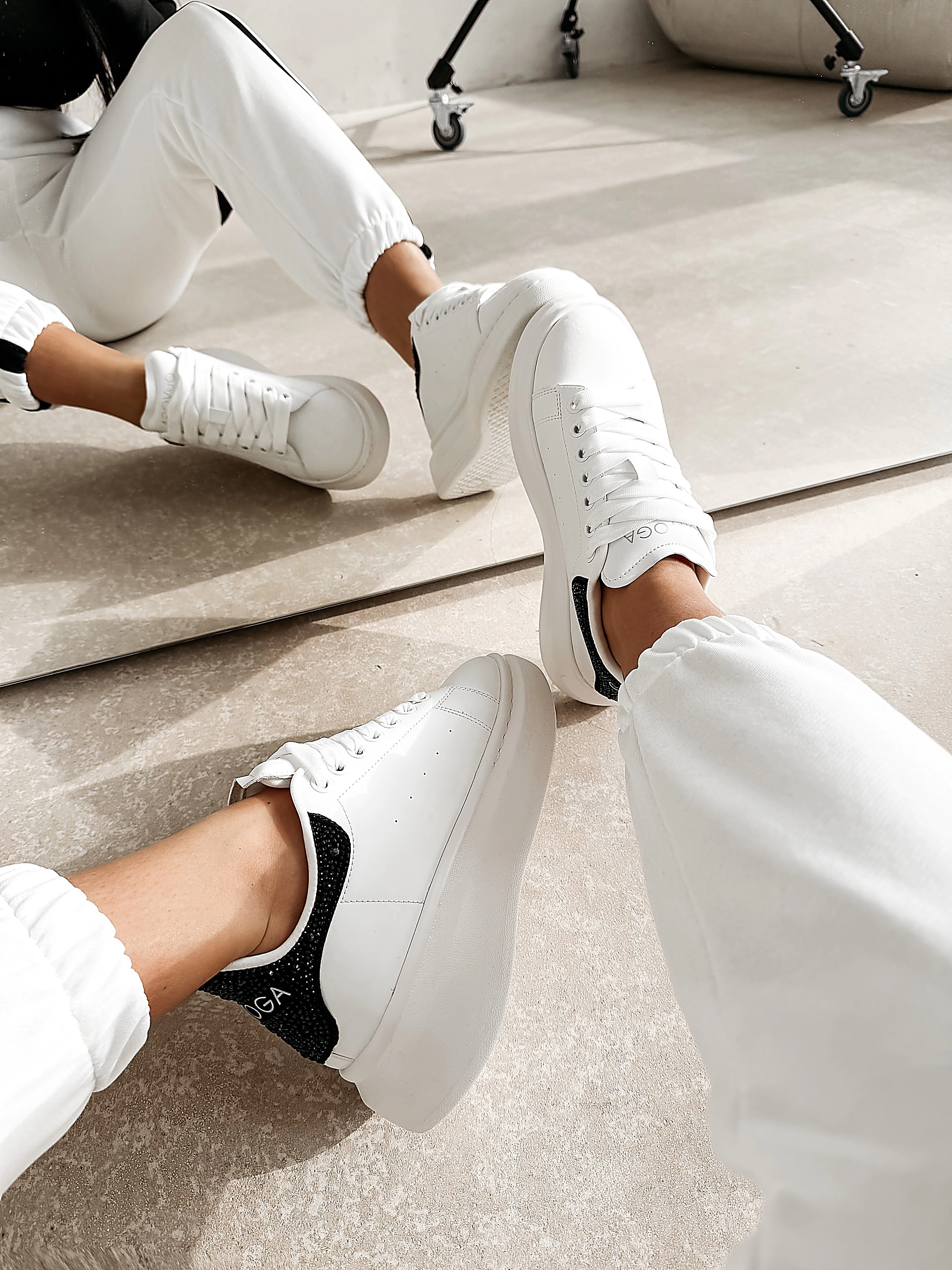 OLAVOGA MOIRA women's shoes - White