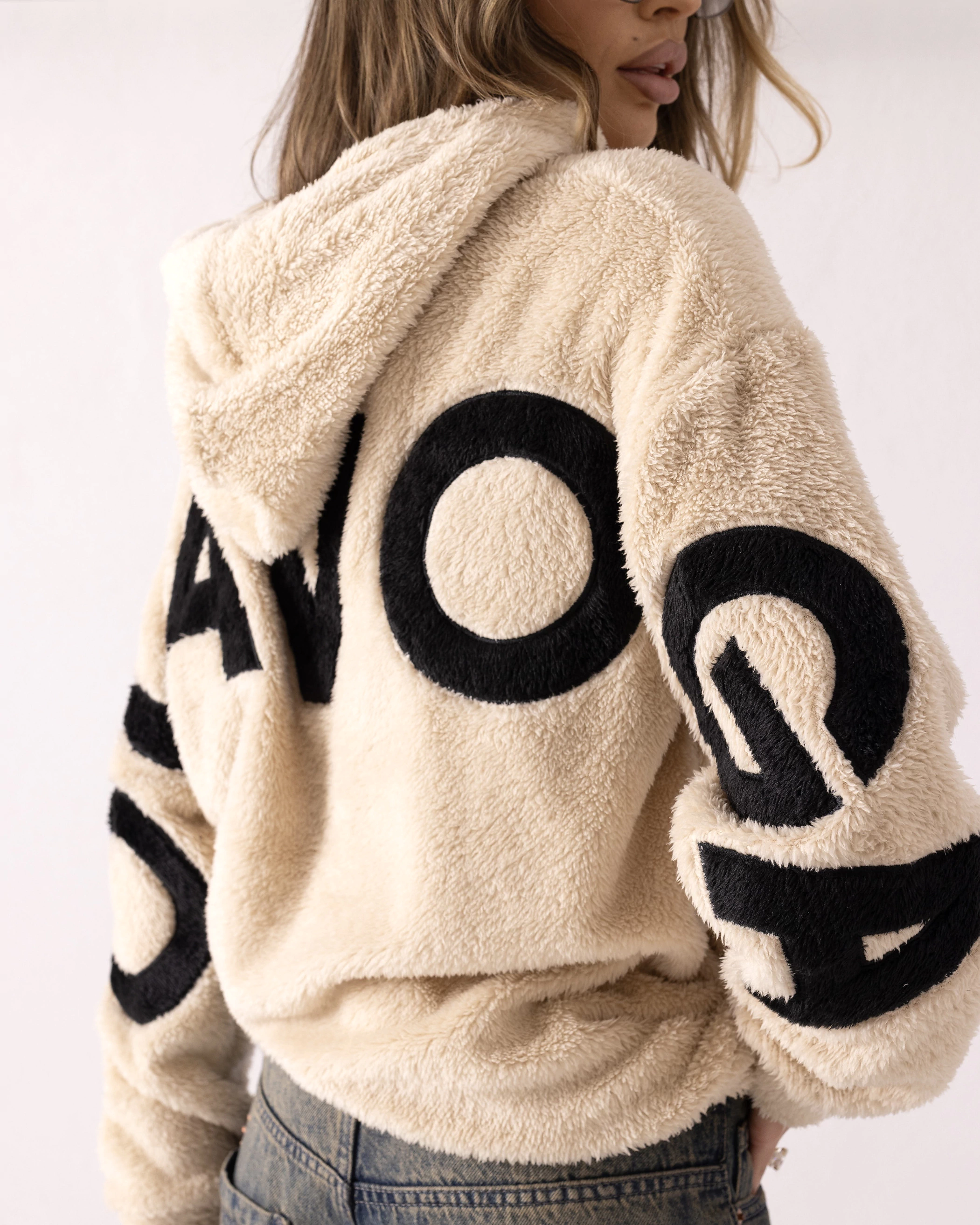 OLAVOGA FIDO Damen-Kapuzenpullover aus Sherpa – Beige