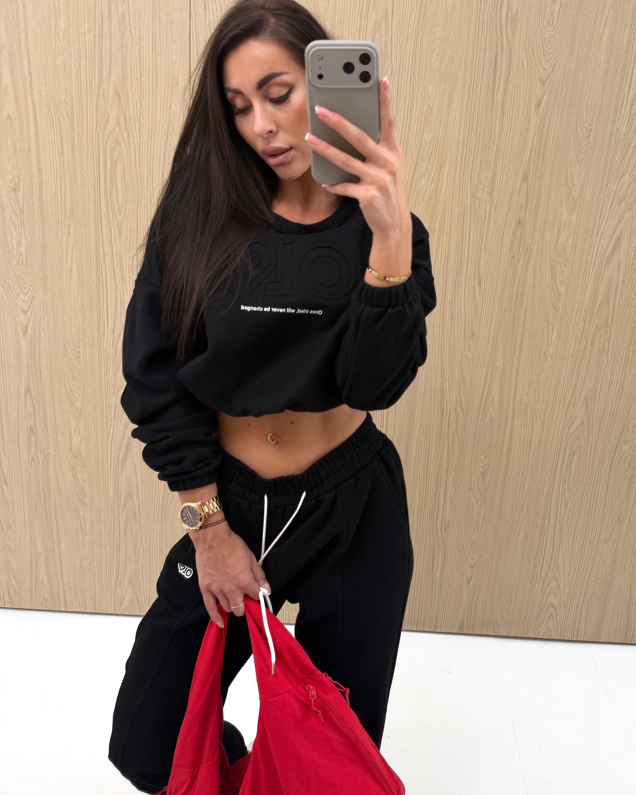 Bluza damska OLAVOGA LINDA SWEATSHIRT - Czarny