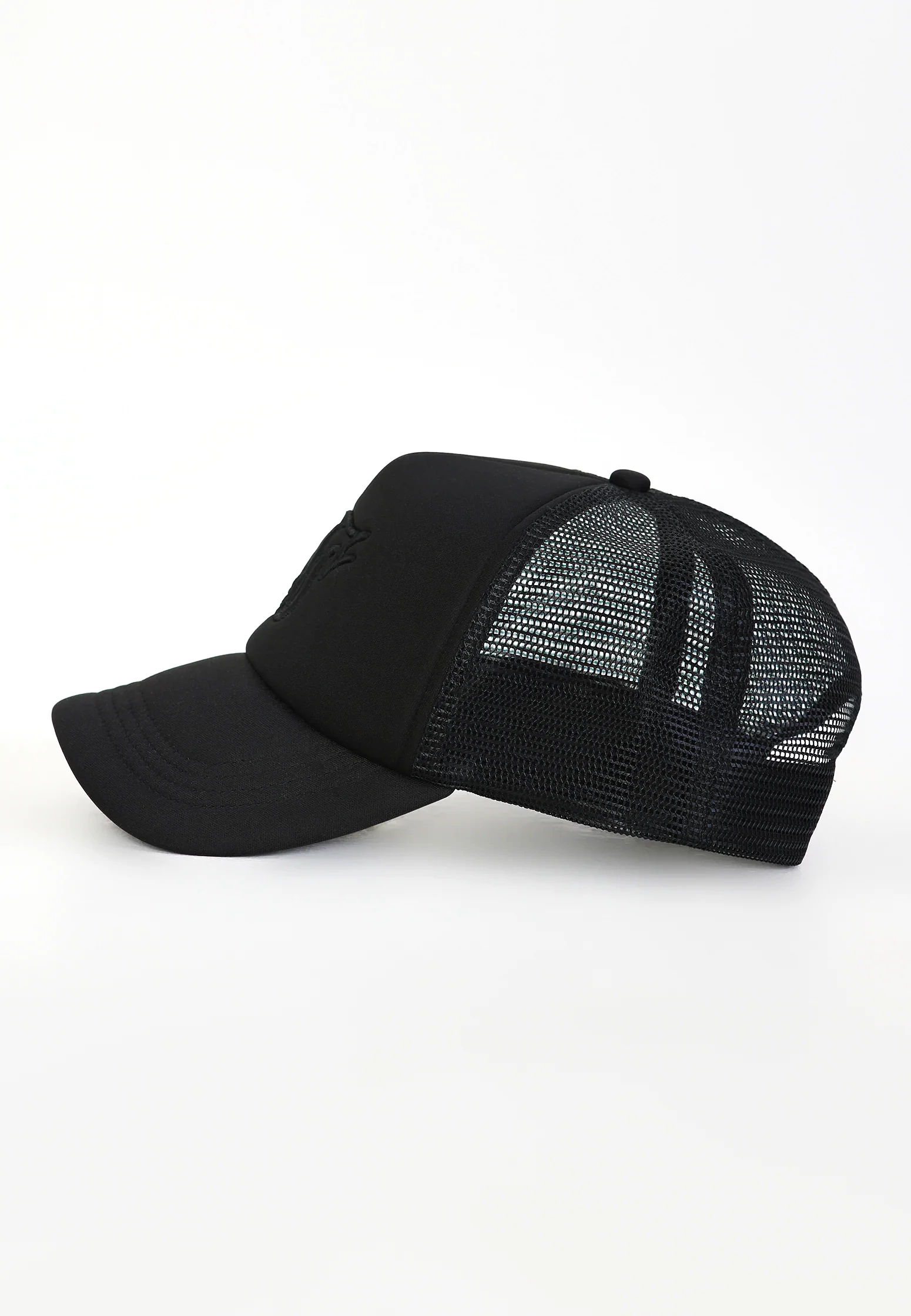 Czapka z daszkiem trucker SIKSILK 29637 - Czarny